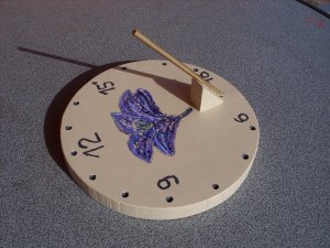 Umetni&scaron;ka sončna ura